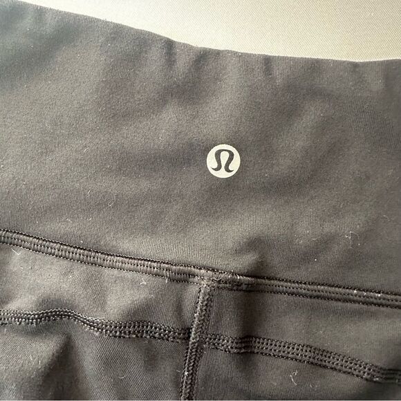 RARE Lululemon Fit Physique black high rise mesh fishnet pocket leggings size 2 - Picture 10 of 13